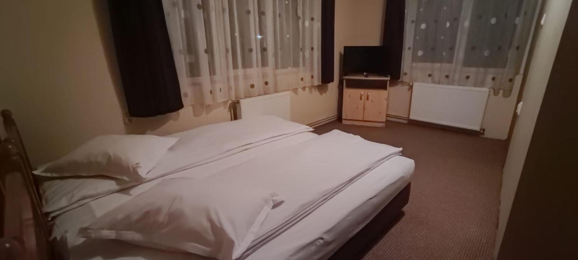 Pensiunea Sorina Casa Alba Moeciu De Sus Esterno foto
